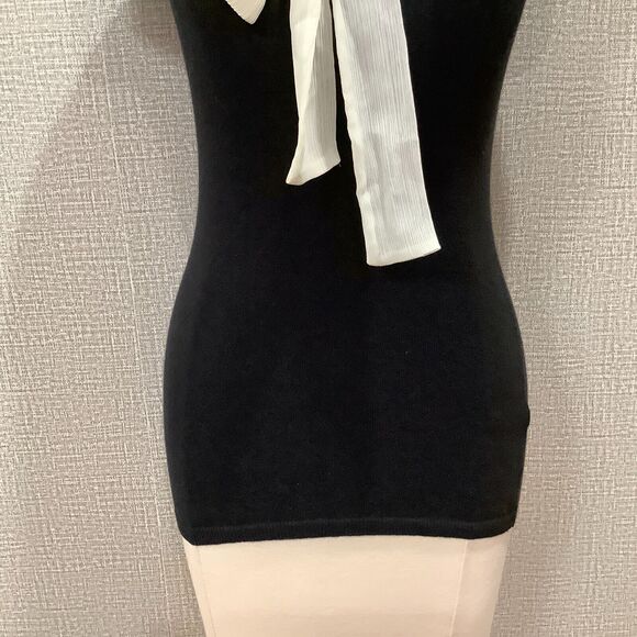 The Limited Short Sleeve Knit Bow Top Sweater sz XS Black Cream Pullover NWT - Picture 4 of 7